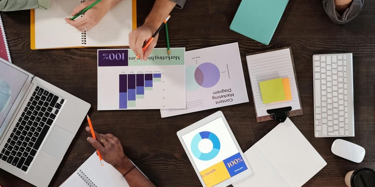 This article explains how remote high‑ticket closers can use penetration pricing—setting a low, time‑limited introductory price—to win market share, reduce pric...